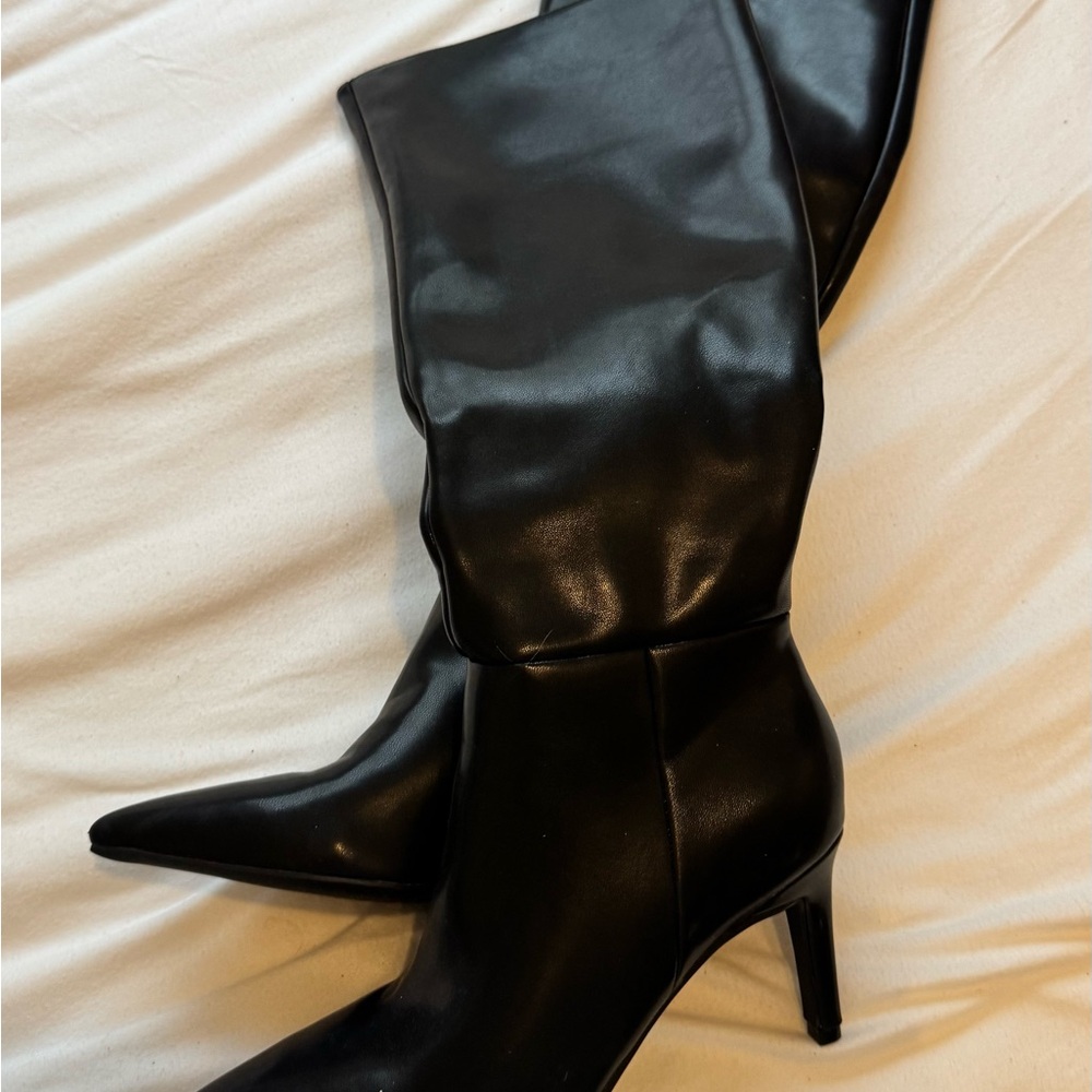 Elegant Black Women's Boots